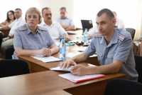 Депутаты обратили внимание на проблему ресоциализации бывших осужденных в Хакасии