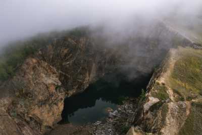 Таинственный туман окутал Туимский провал в Хакасии
