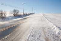На дороге в Сорск из-за погоды ограничено движение транспорта