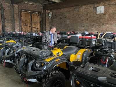 Квадроциклы с лесопожарным оборудованием прибыли в Хакасию