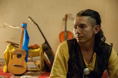 Библиотека приглашает на вечер чатханной музыки с колумбийским музыкантом