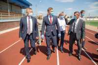 В Шира завершают реконструкцию стадиона «Сибирь»