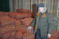 Последние годы картошку, выращенную Александром Зайцевым, покупают в том числе поставщики продуктов для ресторанов Красноярского края. 