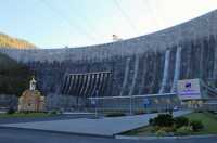 Саяно-Шушенскую ГЭС поздравили с Днем России из космоса