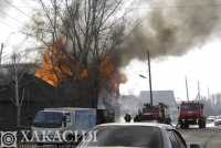 Ведро горячей золы привело к крупному пожару в Хакасии