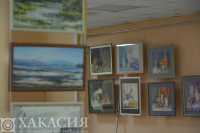 В Абаканской картинной галерее открылась выставка «Творческие мгновения жизни»
