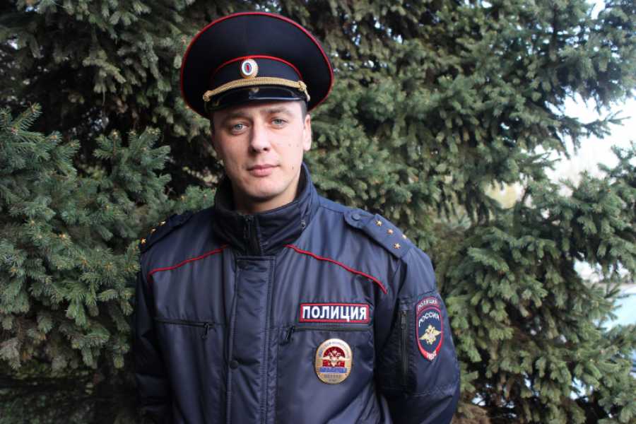 Участковые абакан. Капитан полиции России. Участковый уполномоченный полиции. Участковый полиции.