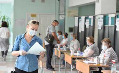 Новые формы голосования позволили избежать скопления жителей Хакасии на участках. 
