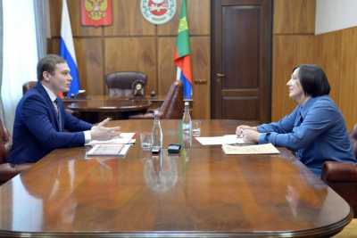 Валентин Коновалов и министр культуры Хакасии ответят на вопросы в прямом эфире