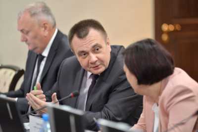 Министр транспорта и дорожного хозяйства Олег Тропин получил чувствительный разнос от главы Хакасии.