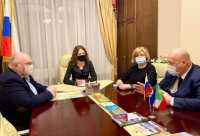 Темой встречи Юлии Исмагиловой с министром здравоохранения Хакасии стал COVID-19
