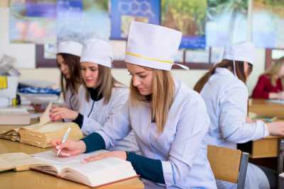 В Черногорском техникуме будут готовить фармацевтов и медсестёр