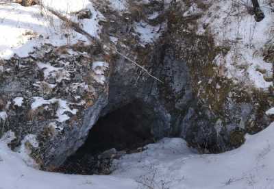 Пещеру с бутылками 70-х годов обнаружили в Хакасии