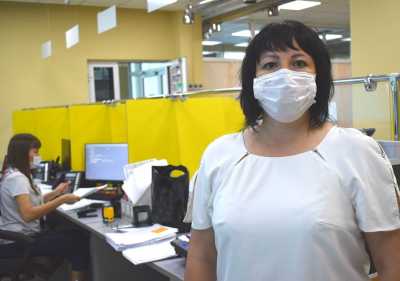 В маске и не больше двух: в Абакане и Черногорске открылись Центры обслуживания клиентов СГК
