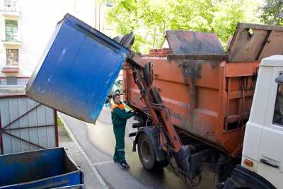 В Абакане определили компании, ответственные за вывоз мусора