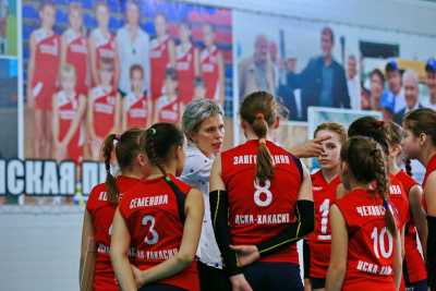 Волейболистки из Хакасии выступят в полуфинале первенства России