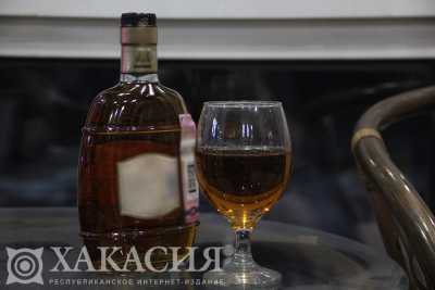 В Хакасии запретят продавать алкоголь в маленьких магазинчиках