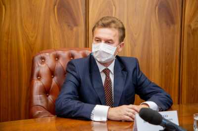 Министр здравоохранения Хакасии рассказал о коечном фонде, тестах на коронавирус и плановой помощи