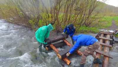 Указатели на Ивановских озерах в Хакасии восстановят