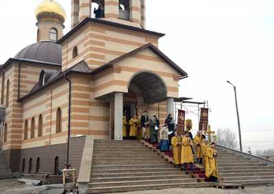 Строительство храма близится к завершению. 