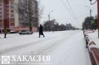 Внимание на дорогу: в Хакасии сохраняется гололедица
