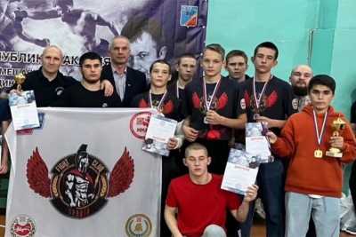 Черногорцы стали лучшими на турнире по ММА