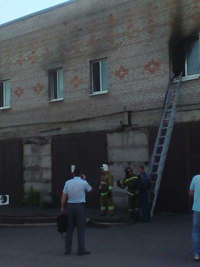 В Абакане горело офисное здание