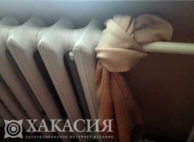 Жители Хакасии пожаловались Валентину Коновалову на холод в квартирах
