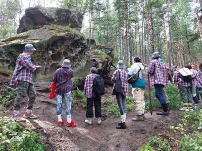 Волонтёры из Хакасии благоустроят «Каменный лес»