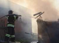 В Хакасии горели жилые дома и телятник