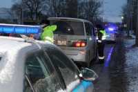 Инспекторы ДПС в Хакасии остановили 300 водителей для проверки