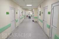 COVID-19 в Хакасии: три пациента на ИВЛ
