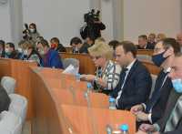 Депутатам пришлось выбирать, чью сторону занять — корпоративного интереса или интереса Республики Хакасия. 