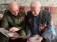Сергей Сокол пригласил на парад ветерана, который недавно отпраздновал столетний юбилей