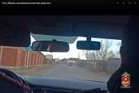 Юного автогонщика задержали полицейские в Усть-Абакане