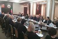 Погашение долгов по зарплате обсудили в правительстве Хакасии