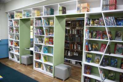 При поддержке фонда «Вольное Дело» в Хакасии открылась библиотека нового образца