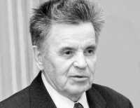 Анатолий Маглинец, отличник народного просвещения, заслуженный учитель Российской Федерации.