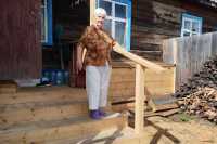 Матери мобилизованного лесники Хакасии отремонтировали дом