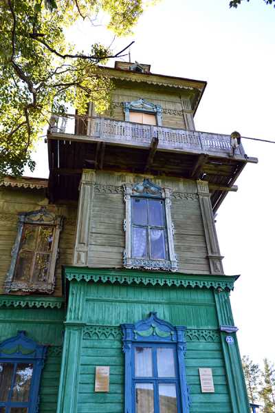 Предположительно в 1867 — 1874 годах строился дом Иваницкого. Сегодня этот единственный в своём роде памятник архитектуры нуждается в спасении. 