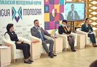 Правительство Хакасии приветствует инициативу энергичной молодёжи. «Мы открыты для ваших предложений», — сказал глава республики Валентин Коновалов. 