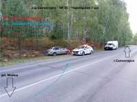 Автомобиль врезался в дерево у Саяногорска: травмирован трехлетний ребенок