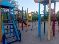 Детской площадкой в парке Черногорска займутся в июле