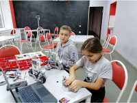 &quot;Точки Роста&quot; и цифровая образовательная среда помогают школьникам Хакасии