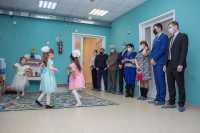 Глава Хакасии принял участие в торжественном открытии детского сада в селе Табат