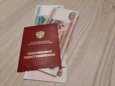 Валентин Коновалов пояснил изменения в получении пенсий в Хакасии