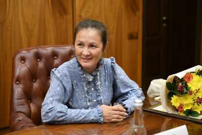 За помощь бойцам: власти Хакасии поблагодарили общественницу Евгению Тефель