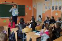 Школьникам Черногорска объяснили, как управлять гироскутером, сигвеем, моноколесом