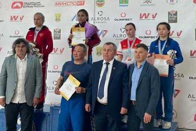 Девушка из Хакасии завоевала медаль на первенстве России по вольной борьбе