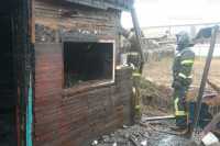 Магазин и бани горели в Хакасии в минувшие сутки